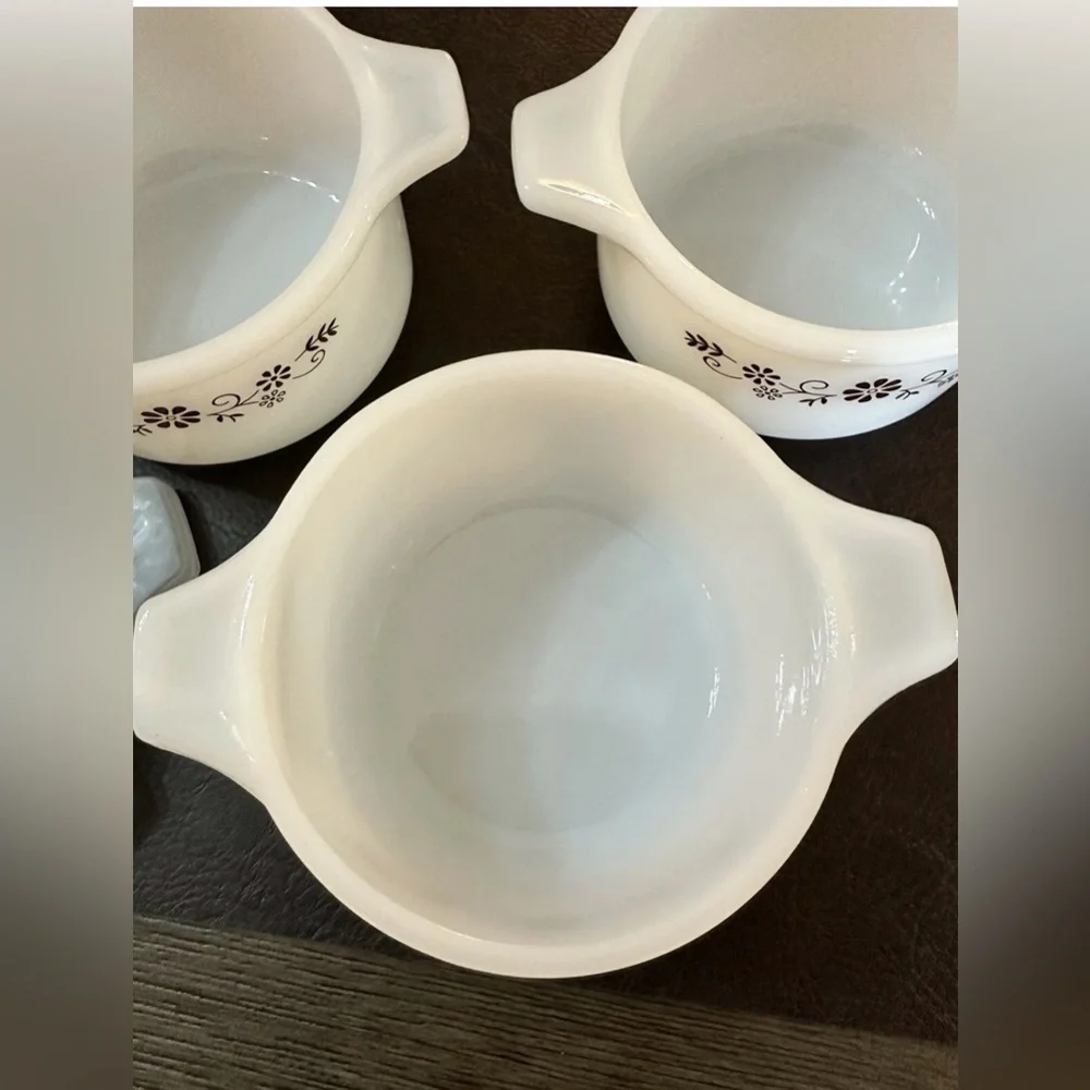 Vintage Corning Ware Spring Blossom Brown Daisy Covered Soup Bowls Set